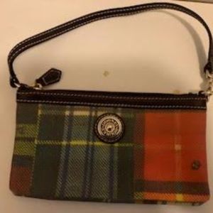 Dooney & Bourke